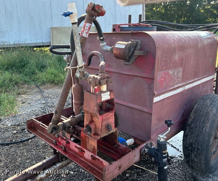 image for item DO6687 FMC sprayer trailer