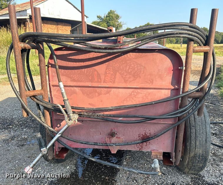 image for item DO6687 FMC sprayer trailer