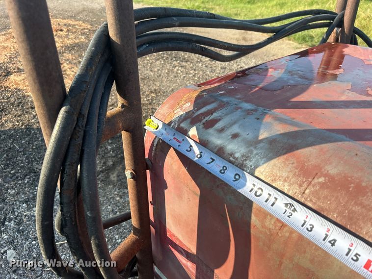 image for item DO6687 FMC sprayer trailer