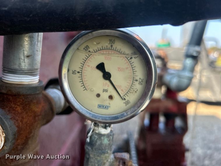 image for item DO6687 FMC sprayer trailer