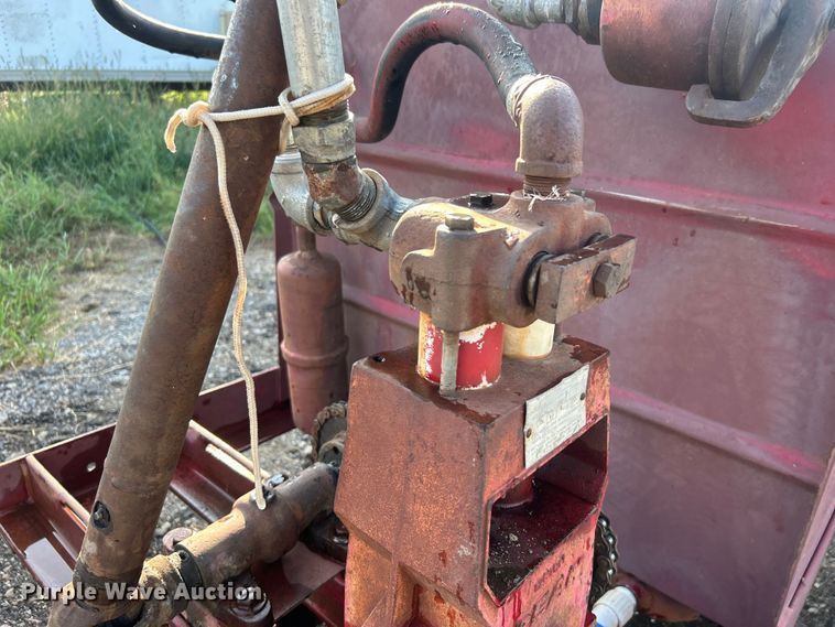 image for item DO6687 FMC sprayer trailer