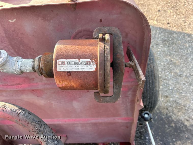 image for item DO6687 FMC sprayer trailer