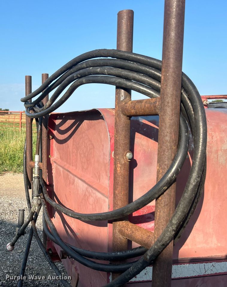 image for item DO6687 FMC sprayer trailer