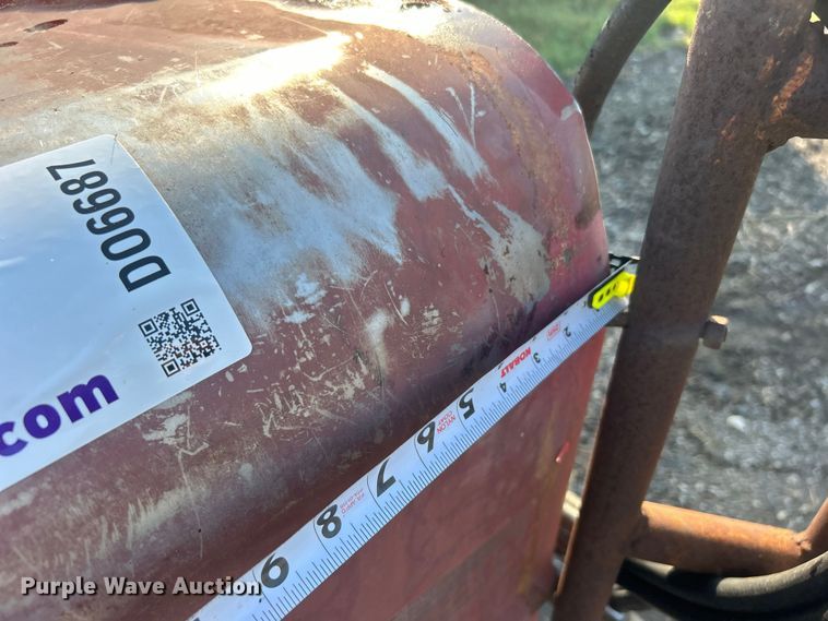 image for item DO6687 FMC sprayer trailer