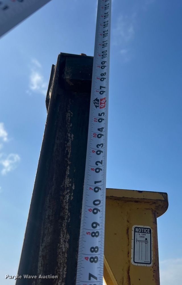 image for item DO6688 Post driver