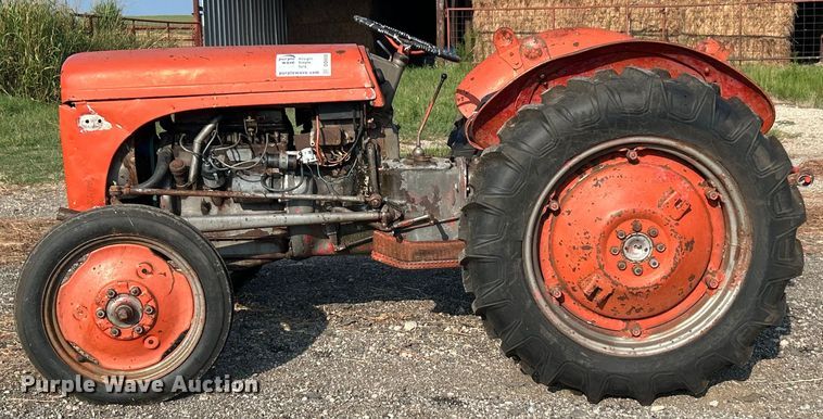 image for item DO6689 1948 Ferguson TE20 tractor
