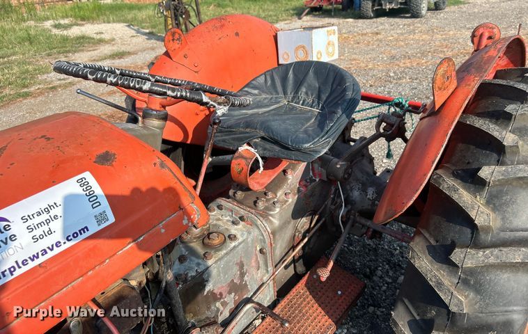 image for item DO6689 1948 Ferguson TE20 tractor