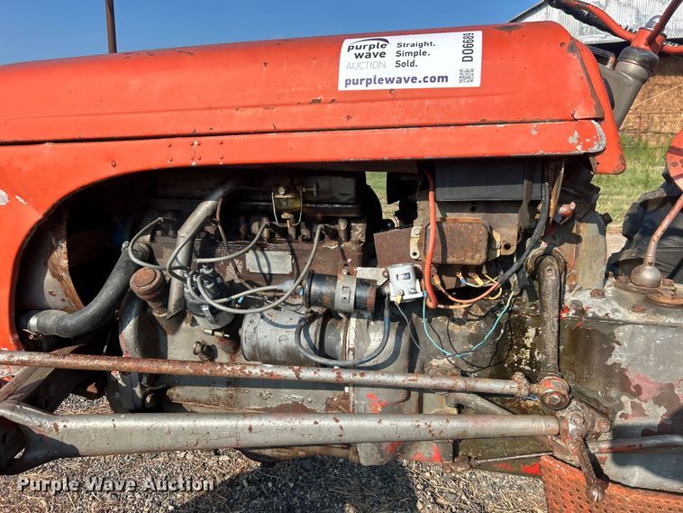 image for item DO6689 1948 Ferguson TE20 tractor
