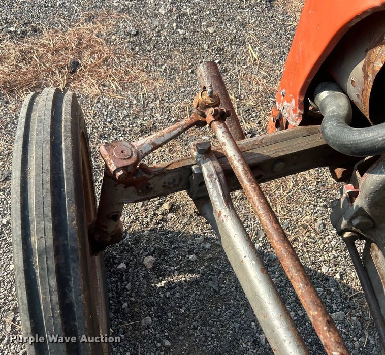 image for item DO6689 1948 Ferguson TE20 tractor