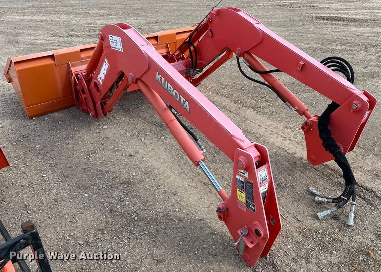 image for item DO7157 Kubota  LA1944 loader