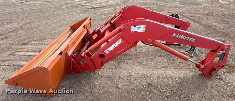 image for item DO7157 Kubota  LA1944 loader