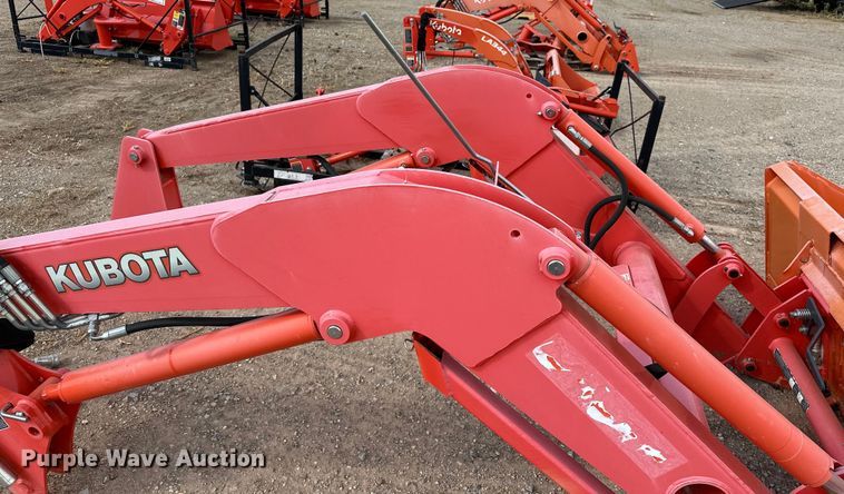 image for item DO7157 Kubota  LA1944 loader