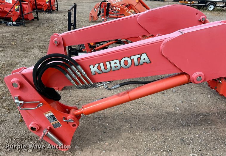 image for item DO7157 Kubota  LA1944 loader