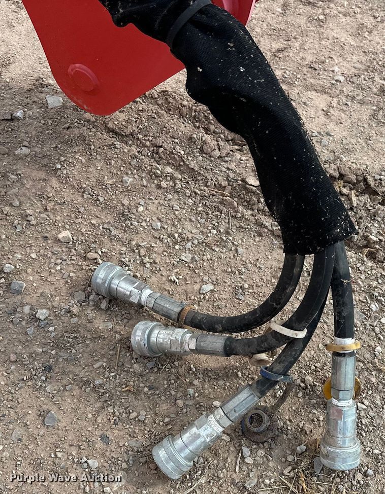 image for item DO7157 Kubota  LA1944 loader