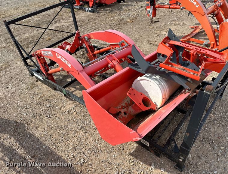 image for item DO7158 Kubota  LA344 loader