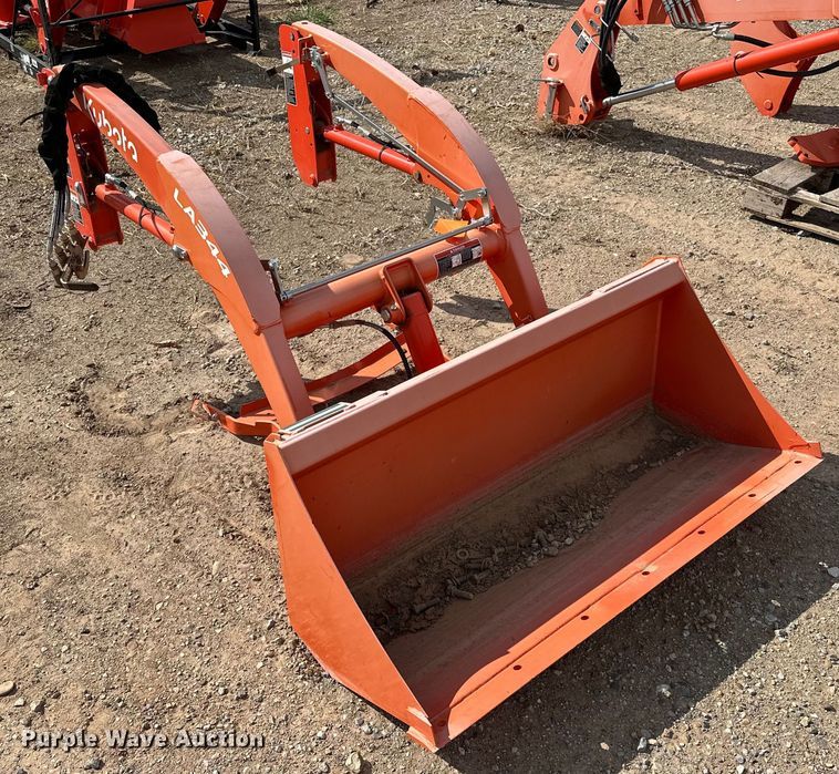 image for item DO7159 Kubota LA344S loader