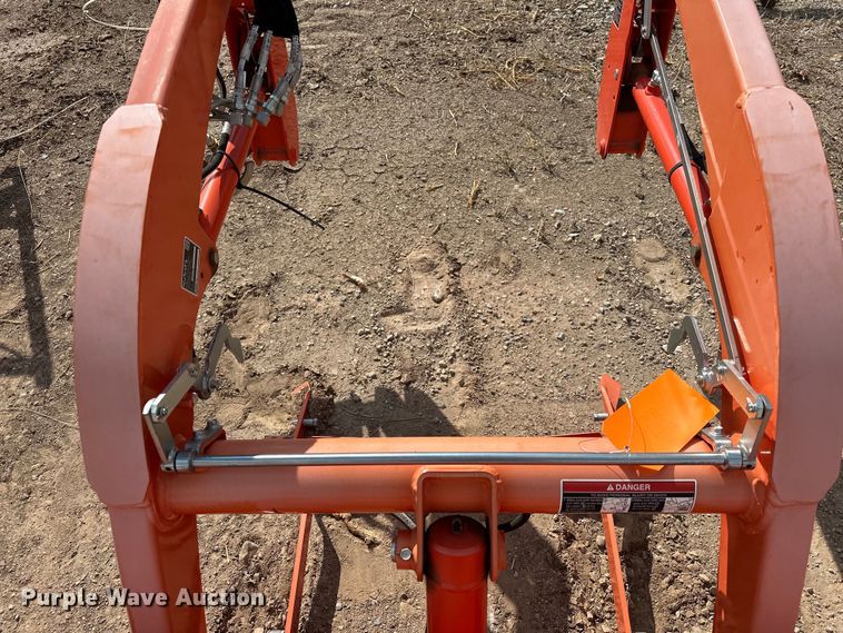 image for item DO7159 Kubota LA344S loader