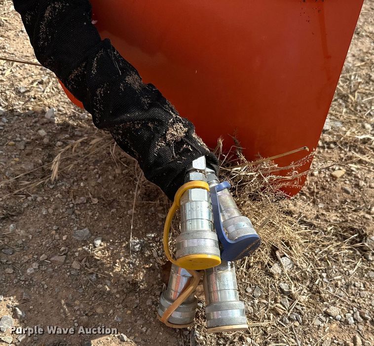 image for item DO7160 Kubota LA1854S loader