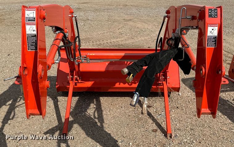 image for item DO7161 Kubota LA525FL loader