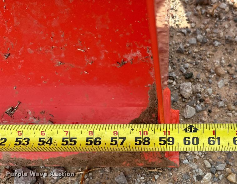 image for item DO7161 Kubota LA525FL loader