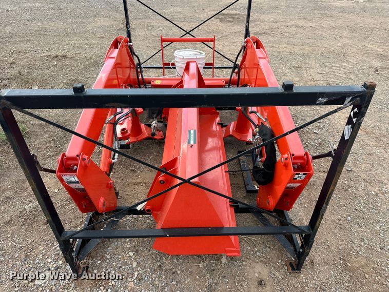 image for item DO7166 Kubota  LA524FL loader