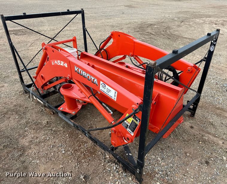 image for item DO7166 Kubota  LA524FL loader