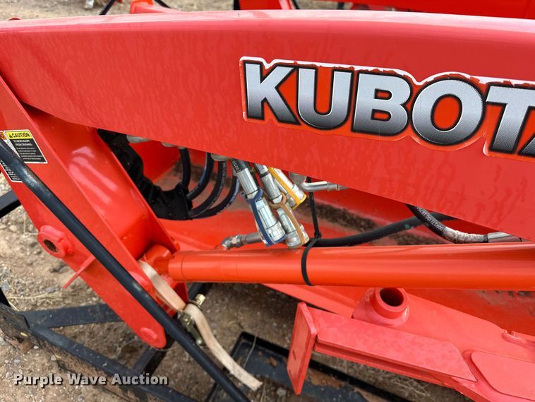 image for item DO7166 Kubota  LA524FL loader