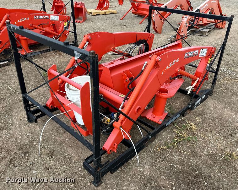 image for item DO7167 Kubota  LA524FL loader