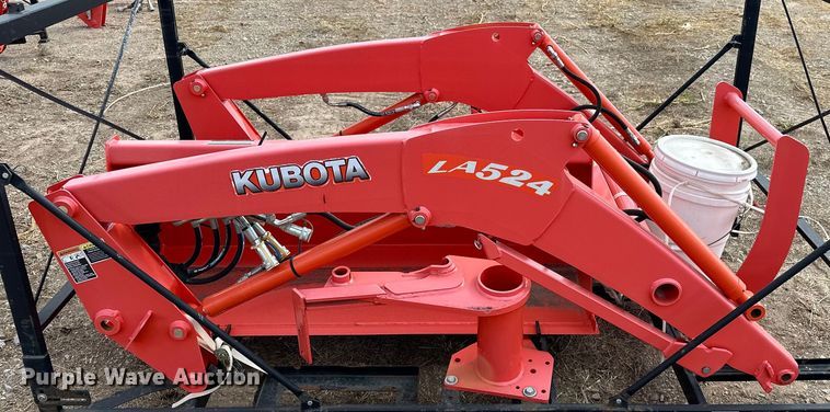 image for item DO7167 Kubota  LA524FL loader