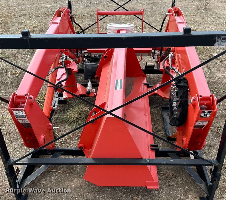 image for item DO7167 Kubota  LA524FL loader