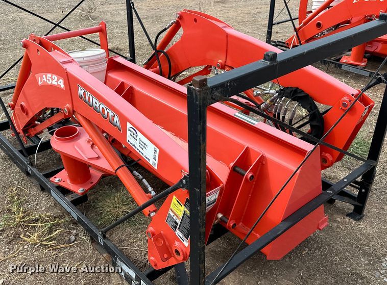 image for item DO7167 Kubota  LA524FL loader