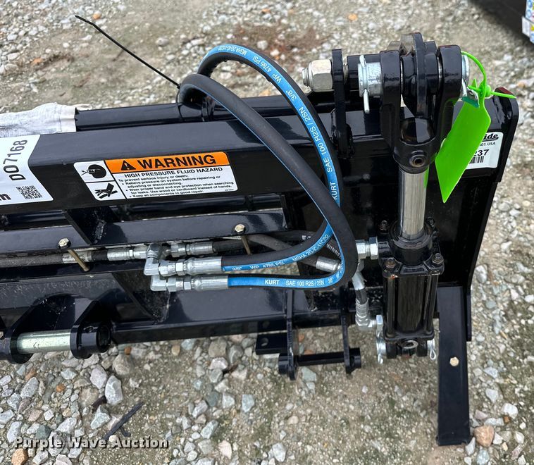 image for item DO7168 2022 Land Pride  SGC0548 grapple 