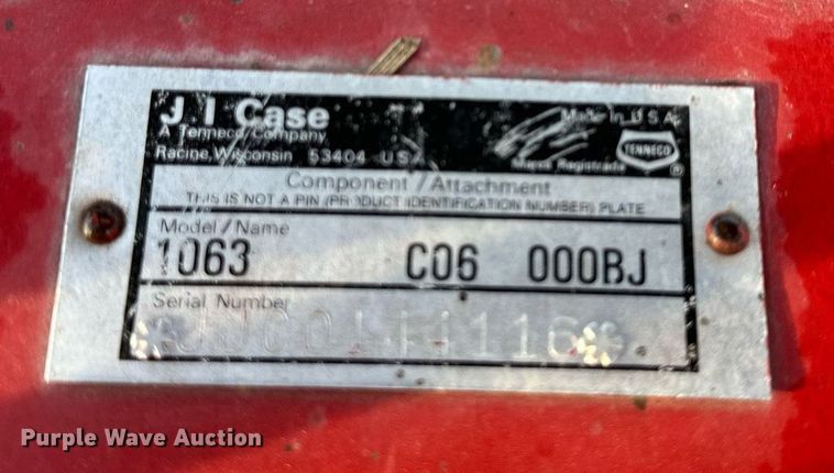 image for item DR2583 Case IH 1063 corn head