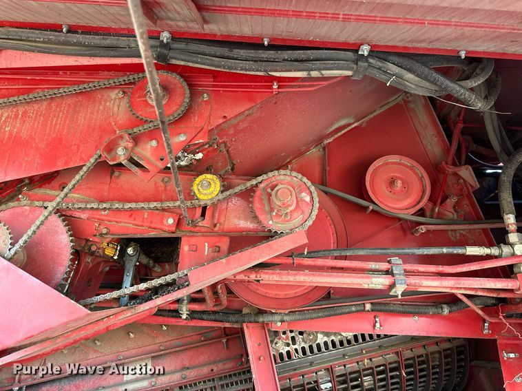 image for item DR2584 1994 Case IH 1688 Axial-Flow RWA combine