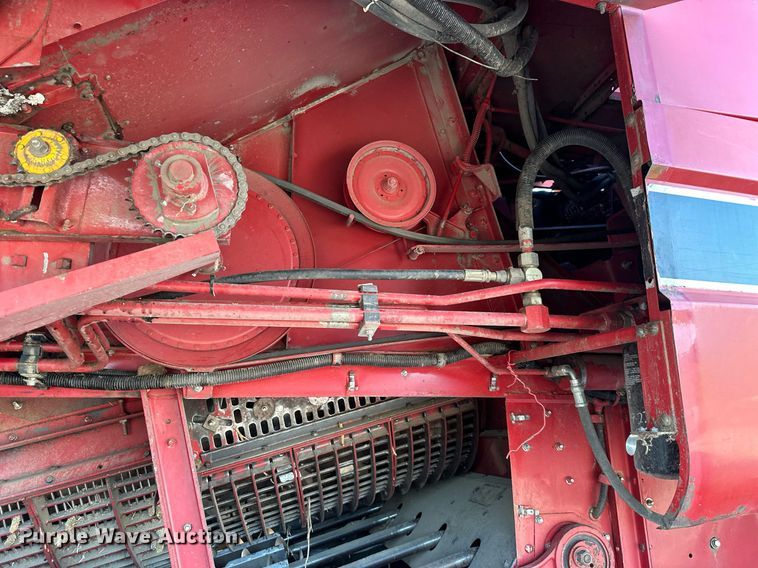 image for item DR2584 1994 Case IH 1688 Axial-Flow RWA combine