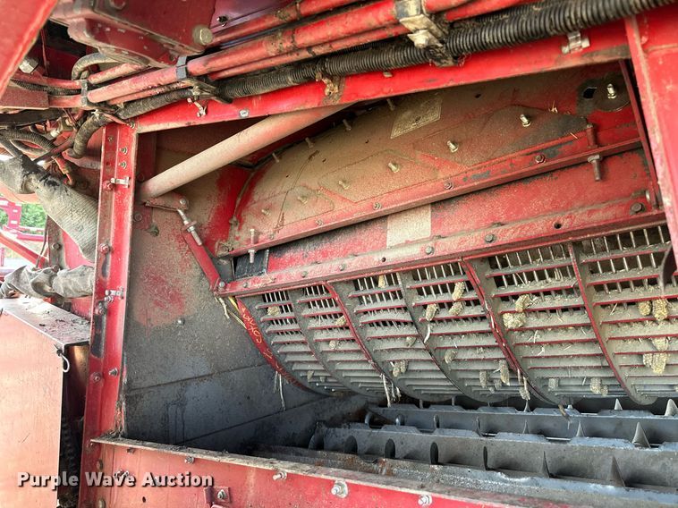 image for item DR2584 1994 Case IH 1688 Axial-Flow RWA combine