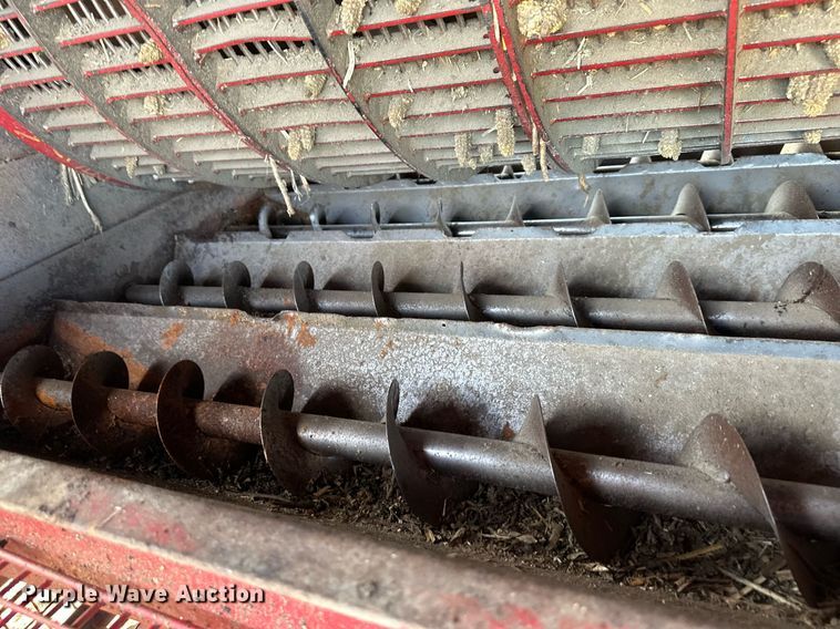 image for item DR2584 1994 Case IH 1688 Axial-Flow RWA combine