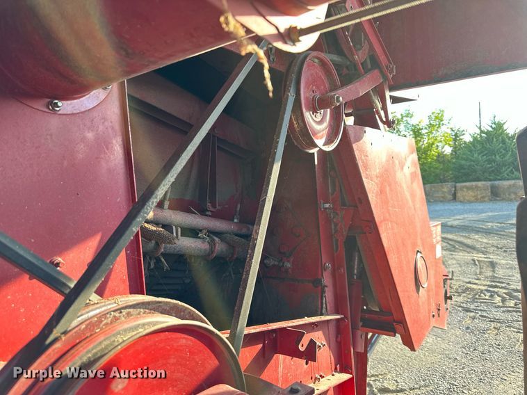 image for item DR2584 1994 Case IH 1688 Axial-Flow RWA combine