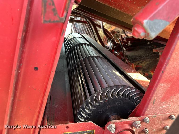 image for item DR2584 1994 Case IH 1688 Axial-Flow RWA combine