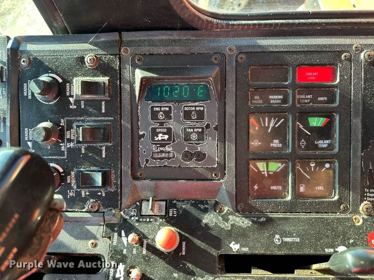 image for item DR2584 1994 Case IH 1688 Axial-Flow RWA combine