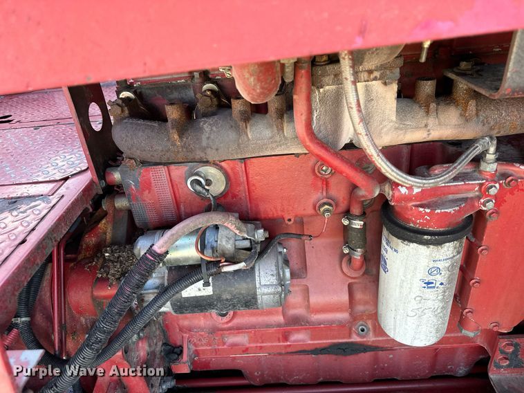 image for item DR2584 1994 Case IH 1688 Axial-Flow RWA combine