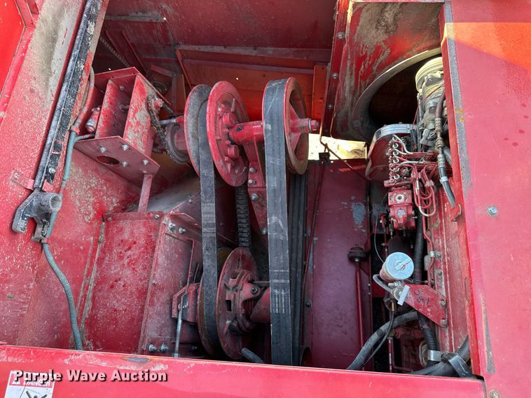 image for item DR2584 1994 Case IH 1688 Axial-Flow RWA combine