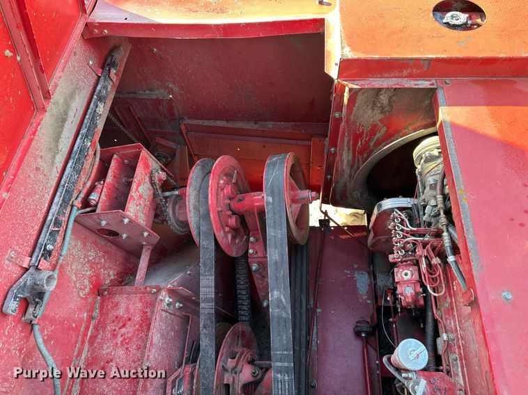 image for item DR2584 1994 Case IH 1688 Axial-Flow RWA combine