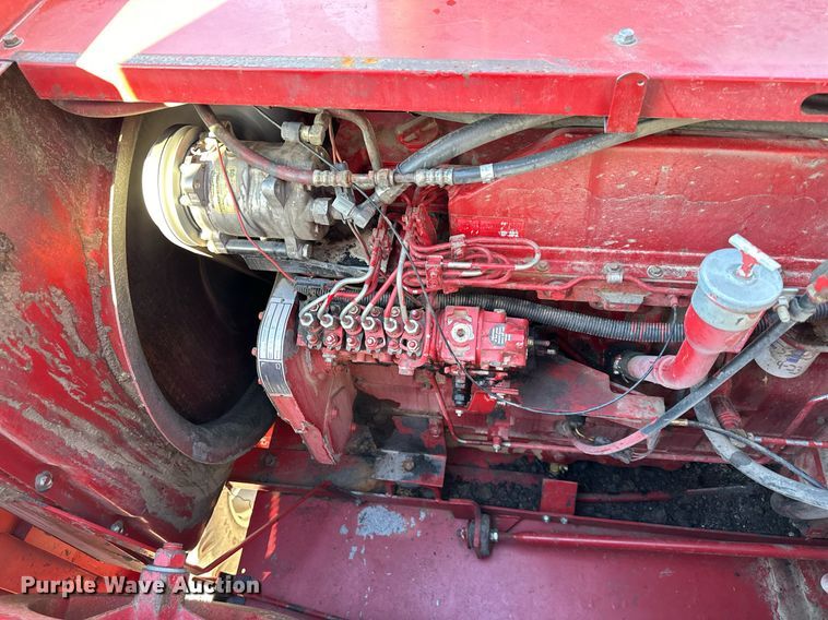 image for item DR2584 1994 Case IH 1688 Axial-Flow RWA combine