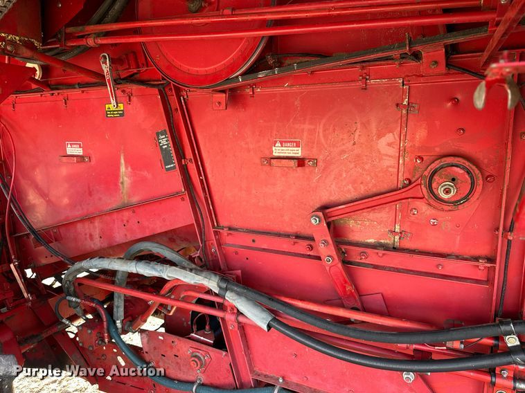 image for item DR2585 1981 Case IH 1440 Axial-Flow RWA combine