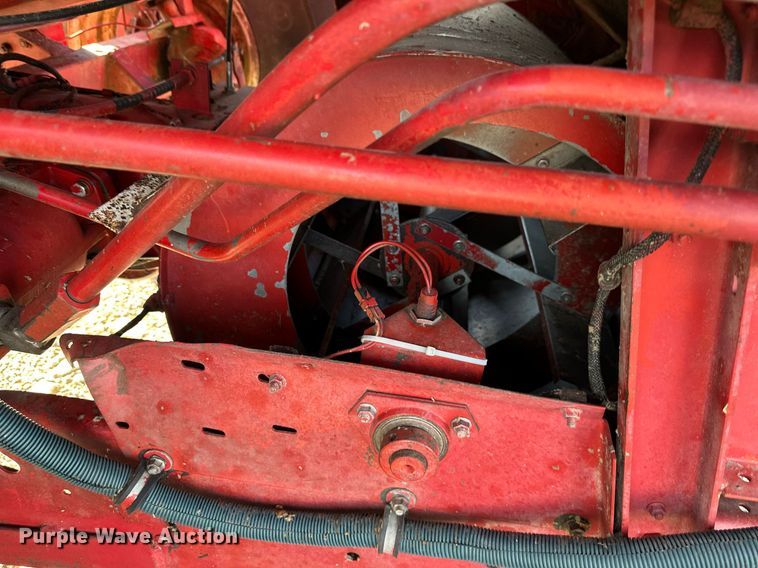 image for item DR2585 1981 Case IH 1440 Axial-Flow RWA combine