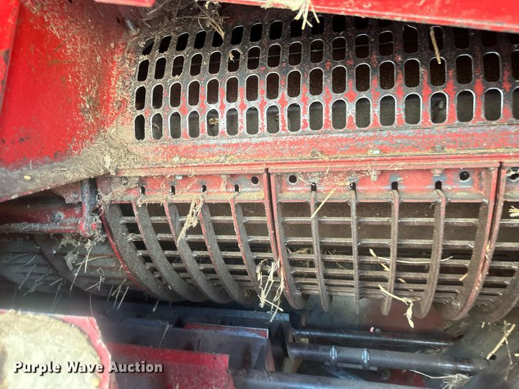 image for item DR2585 1981 Case IH 1440 Axial-Flow RWA combine