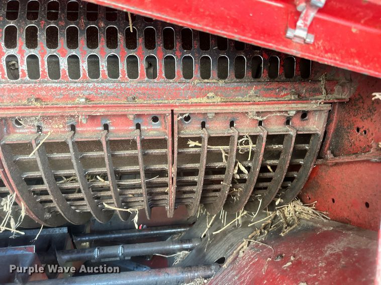 image for item DR2585 1981 Case IH 1440 Axial-Flow RWA combine