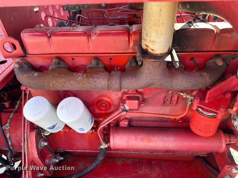 image for item DR2585 1981 Case IH 1440 Axial-Flow RWA combine