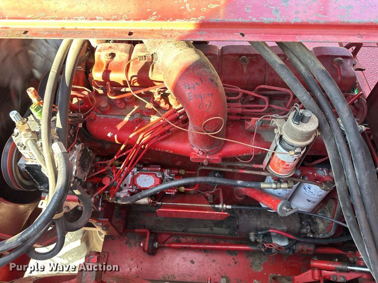 image for item DR2585 1981 Case IH 1440 Axial-Flow RWA combine